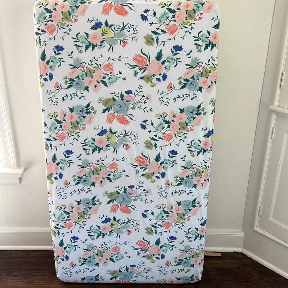 Crate & Barrel Crib sheet set (2) & changing pad cover - Dutch Tulip print